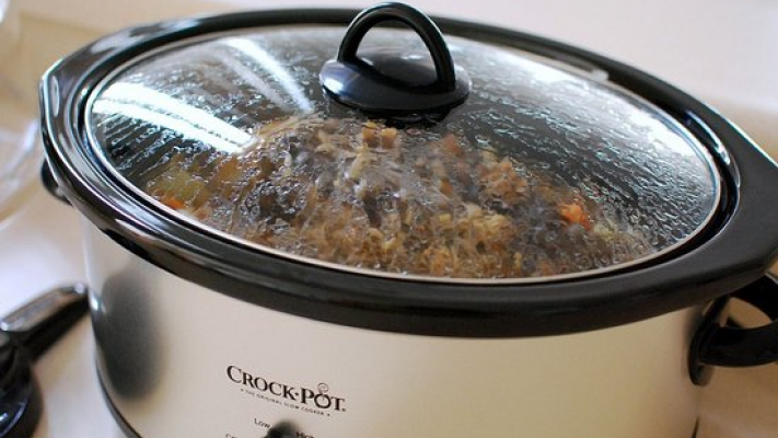 Photo of a slow cooker